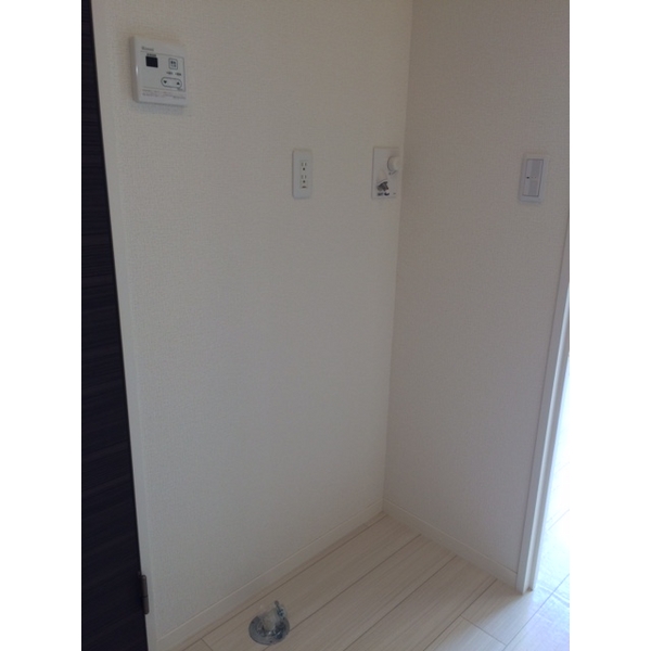 ��ʌ��������܎s�Y�a��{���Q���ڂ̃A�p�[�g�̂��̑��ݔ�