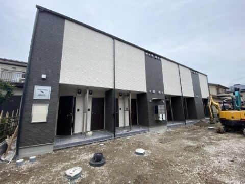 ��ʌ�����s�厚�����̃A�p�[�g�̌����O��