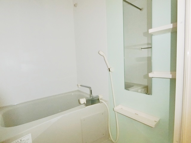 ��ʌ������s�V�����S���ڂ̃}���V�����̃o�X