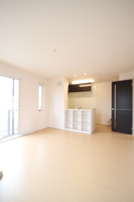 ��ʌ��������܎s����厚���V�n�̃A�p�[�g�̋��ԁE���r���O