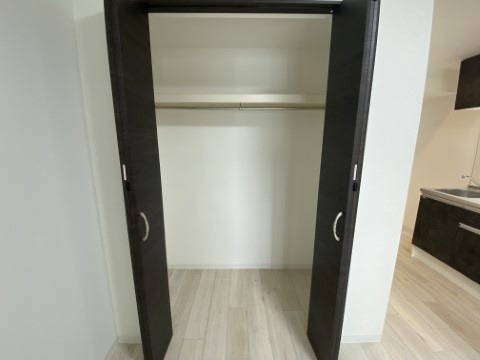 ��ʌ�����s�厚�����̃A�p�[�g�̎��[