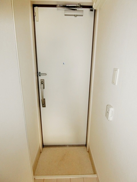 ��ʌ������s�V�����S���ڂ̃}���V�����̌���