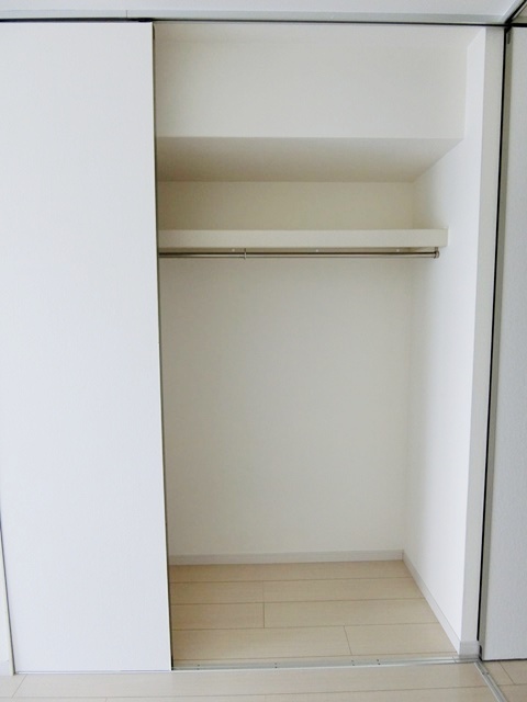 ��ʌ������s�V�����S���ڂ̃}���V�����̎��[