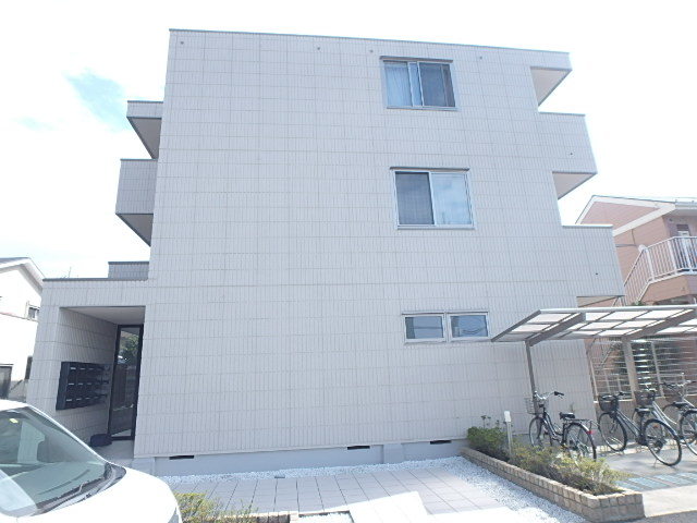 ��ʌ��������܎s�����擌��{�S���ڂ̃}���V�����̌����O��