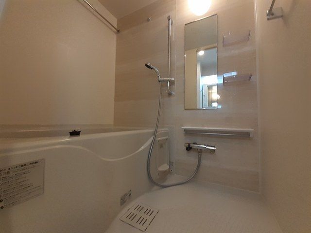 ��ʌ�����s���ԂQ���ڂ̃A�p�[�g�̃o�X