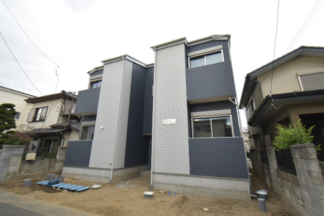 ��ʌ��������܎s������x�蒬�̃A�p�[�g�̌����O��