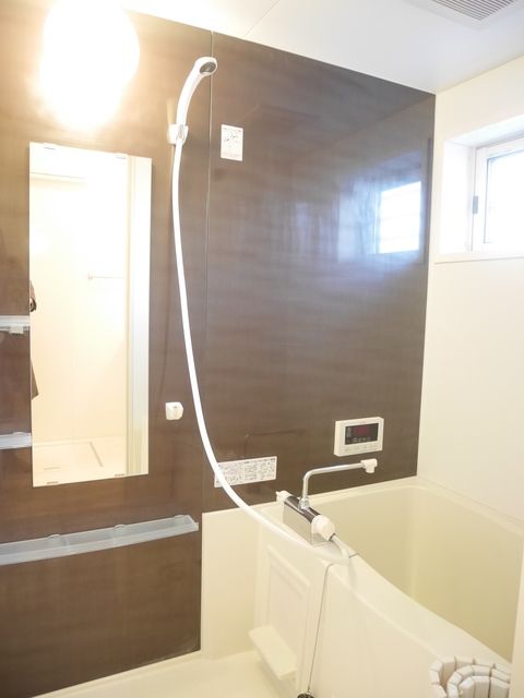 ��ʌ��������܎s�k����i���P���ڂ̃A�p�[�g�̃o�X