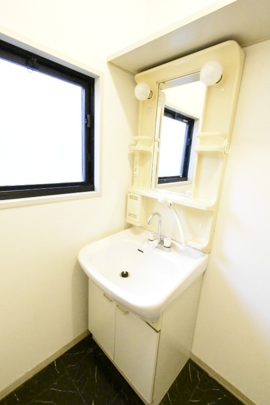 ��ʌ��������܎s������~����T���ڂ̃A�p�[�g�̐��ʏ�