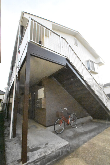 ��ʌ��@�c�s���m�؂P���ڂ̃}���V�����̃G���g�����X