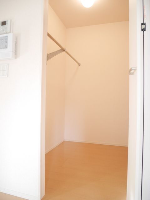 ��ʌ��������܎s�k����i���P���ڂ̃A�p�[�g�̎��[