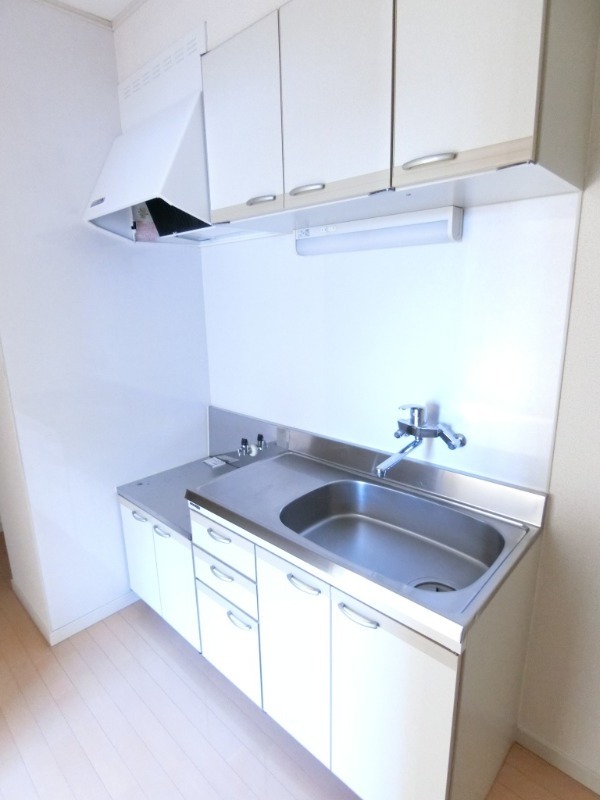 ��ʌ��������܎s��΋撇���P���ڂ̃A�p�[�g�̃L�b�`��