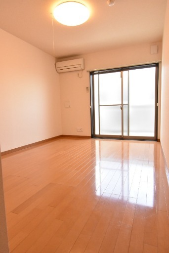 ��ʌ��������܎s���Ȗ{�S���ڂ̃}���V�����̋����E���r���O