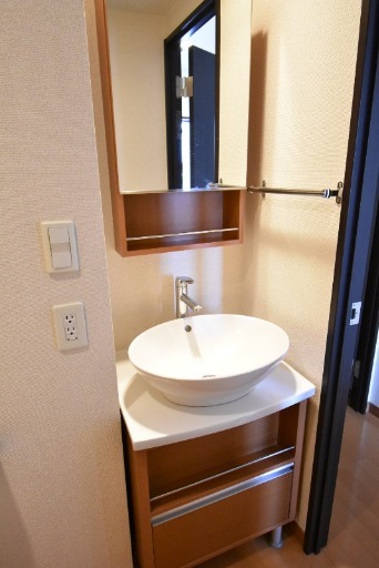 ��ʌ��������܎s���Ȗ{�S���ڂ̃}���V�����̐��ʏ�