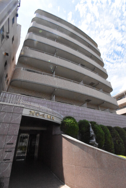 ��ʌ��������܎s��敶���Q���ڂ̃}���V�����̌����O��