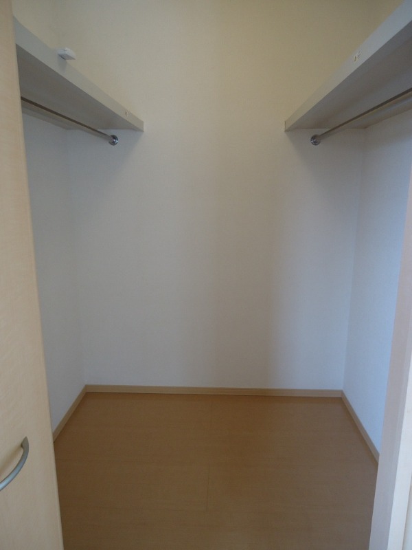 ��ʌ��������܎s�����擌��{�P���ڂ̃A�p�[�g�̎��[