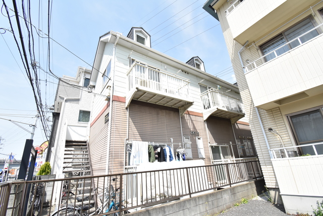 ��ʌ��������܎s�Y�a���؍�T���ڂ̃A�p�[�g�̌����O��