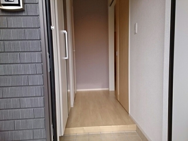 ��ʌ��������܎s����厚���m��̃A�p�[�g�̌���