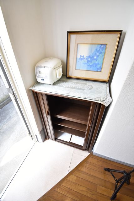 ��ʌ��������܎s�Y�a���؍�T���ڂ̃A�p�[�g�̌���