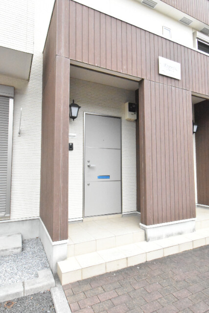 ��ʌ��z�J�s���C�N�^�E���T���ڂ̃A�p�[�g�̃G���g�����X