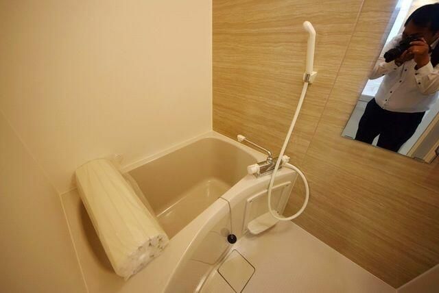 ��ʌ��������܎s���搼��{�R���ڂ̃A�p�[�g�̃o�X