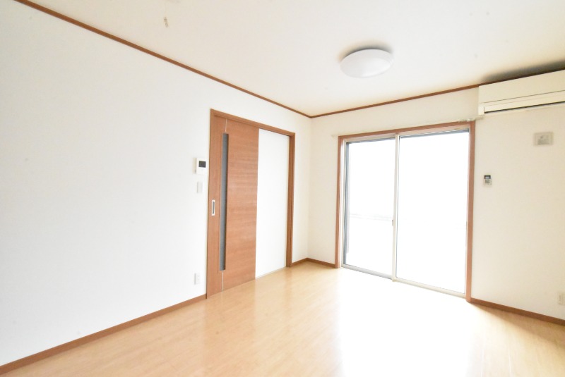 ��ʌ��z�J�s���C�N�^�E���T���ڂ̃A�p�[�g�̂��̑������E�X�y�[�X