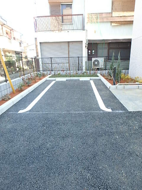 ��ʌ��������܎s�k��听���S���ڂ̃}���V�����̒��ԏ�