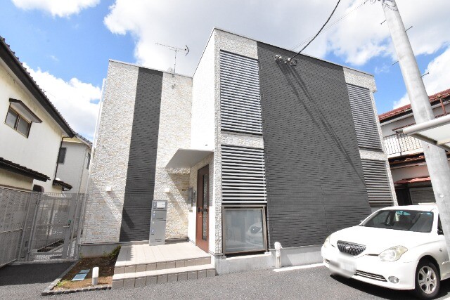 ��ʌ��z�J�s���������̃A�p�[�g�̌����O��