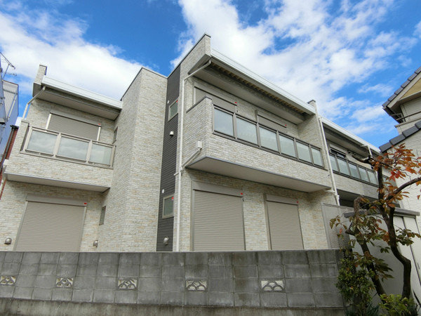 ��ʌ��z�J�s��������2-8�̃A�p�[�g�̌����O��