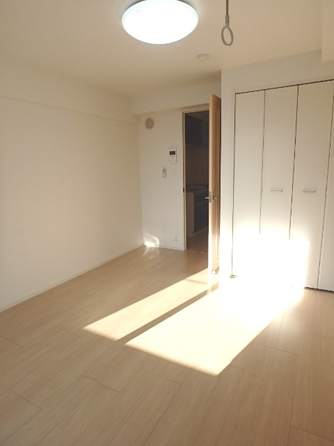 ��ʌ��������܎s�k��{�����Q���ڂ̃}���V�����̋��ԁE���r���O