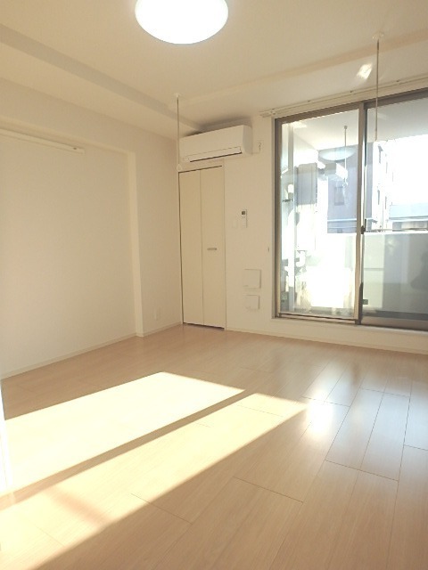 ��ʌ��������܎s�k��{�����Q���ڂ̃}���V�����̂��̑������E�X�y�[�X