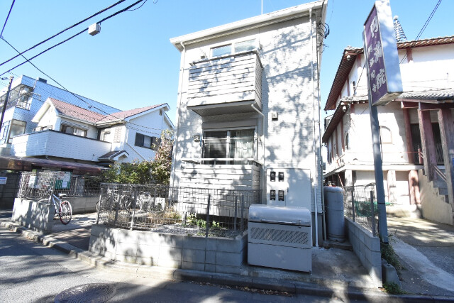 ��ʌ��������܎s�Y�a���؍�U���ڂ̃A�p�[�g�̌����O��