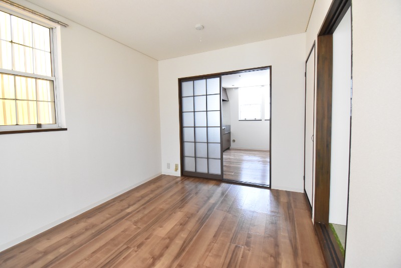 ��ʌ��������܎s�΋擌�Y�a�V���ڂ̃A�p�[�g�̂��̑������E�X�y�[�X