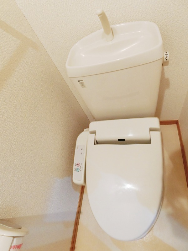 ��ʌ������s��ʖ�̃A�p�[�g�̃g�C��