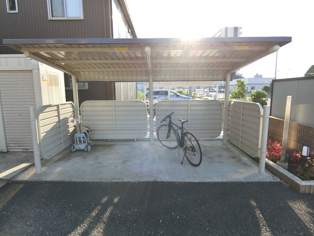 ��ʌ������s��ʖ�̃A�p�[�g�̂��̑�