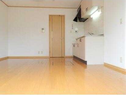 ��ʌ��������܎s��΋�厚��҂̃^�E���n�E�X�̋��ԁE���r���O