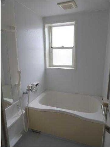 ��ʌ��������܎s��΋�厚��҂̃^�E���n�E�X�̃o�X