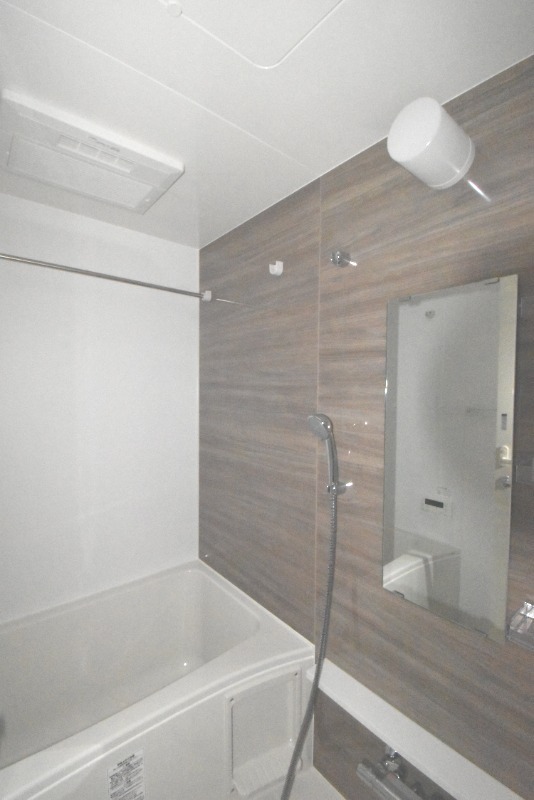 ��ʌ��������܎s�Y�a���ՂP���ڂ̃}���V�����̃o�X