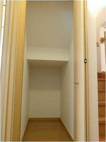 ��ʌ��������܎s��΋�厚��҂̃^�E���n�E�X�̎��[