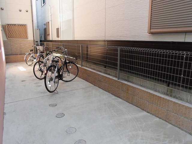 ��ʌ��������܎s�Y�a�挳���R���ڂ̃}���V�����̂��̑�