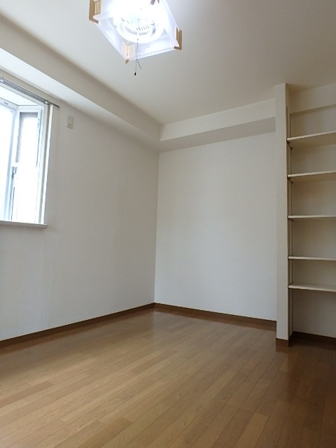 ��ʌ��������܎s��{��V�����P���ڂ̃}���V�����̂��̑������E�X�y�[�X