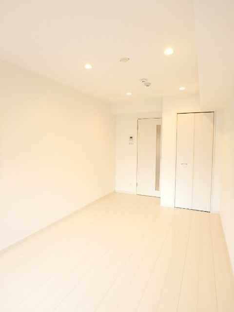 ��ʌ��������܎s�Y�a��j���J�Q���ڂ̃}���V�����̋��ԁE���r���O