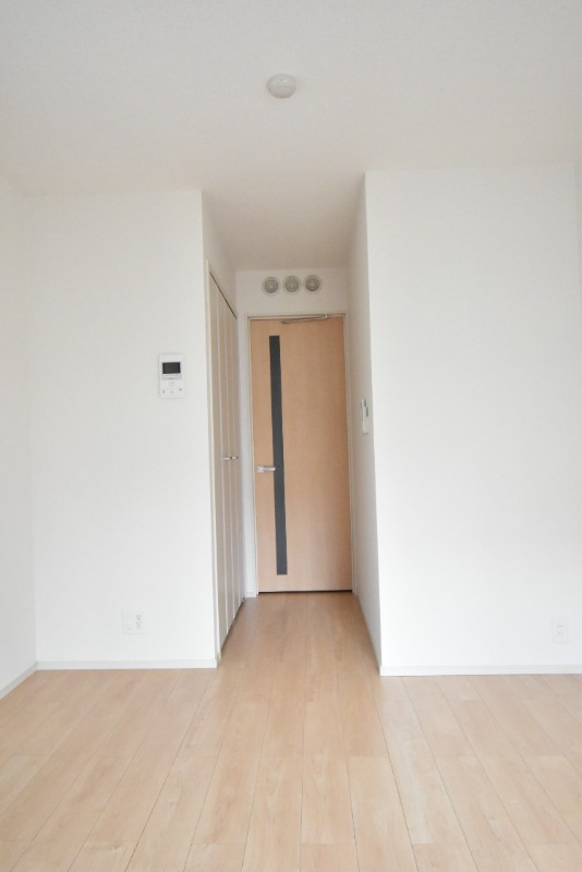 ��ʌ��������܎s�k����i���Q���ڂ̃A�p�[�g�̋��ԁE���r���O