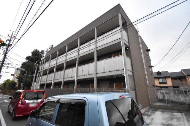 ��ʌ��������܎s�k����i���Q���ڂ̃A�p�[�g�̌����O��