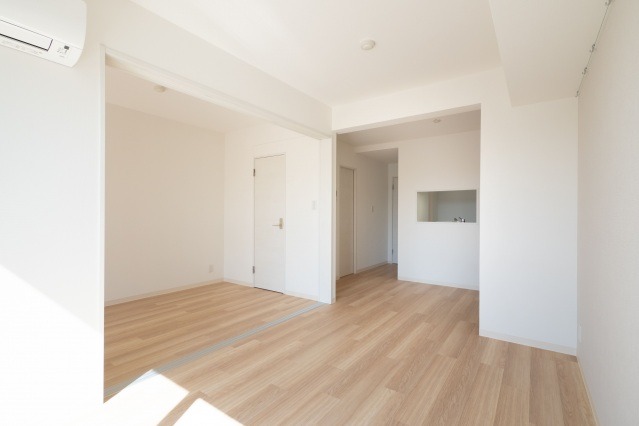 ��ʌ��������܎s�k�擌�听���Q���ڂ̃}���V�����̋��ԁE���r���O