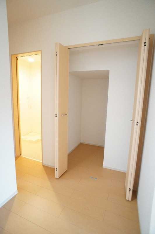 ��ʌ��������܎s�΋�厚���̃A�p�[�g�̂��̑�