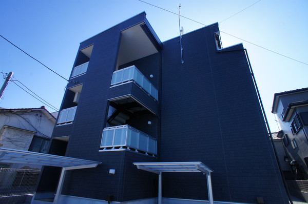 ��ʌ��������܎s�Y�a��j���J�R���ڂ̃}���V�����̃G���g�����X