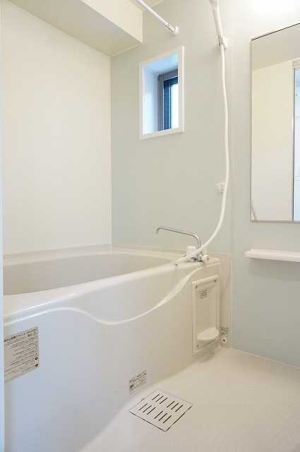 ��ʌ��������܎s�΋�厚���̃A�p�[�g�̃o�X