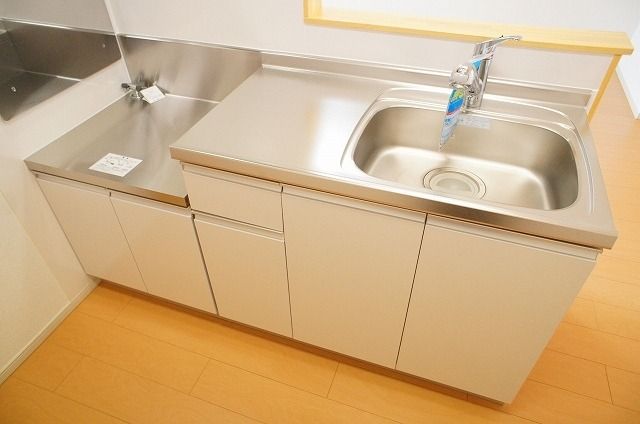 ��ʌ��������܎s���撆���Q���ڂ̃A�p�[�g�̃L�b�`��