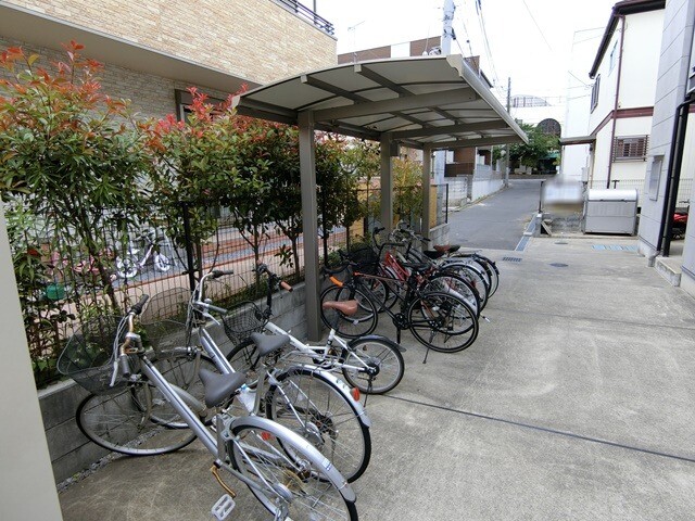 ��ʌ��������܎s��΋���q�P���ڂ̃A�p�[�g�̂��̑�