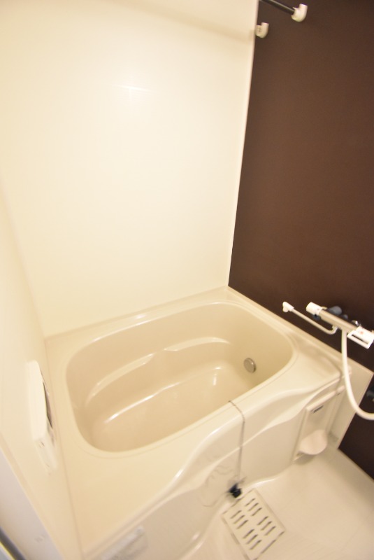 ��ʌ��������܎s��{��听���P���ڂ̃}���V�����̃o�X